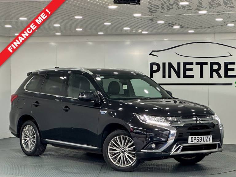 2019 Mitsubishi Outlander 2.4h TwinMotor 13.8kWh Dynamic SUV 5dr Petrol Plug-in Hybrid CVT 4WD Eu...