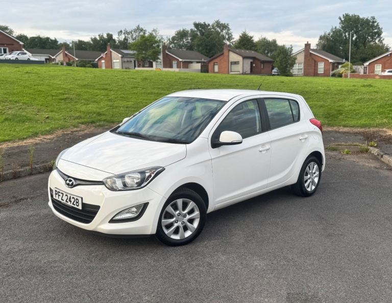 Hyundai, I20, Hatchback, 2013, Manual, 1248 (cc), 5 doors