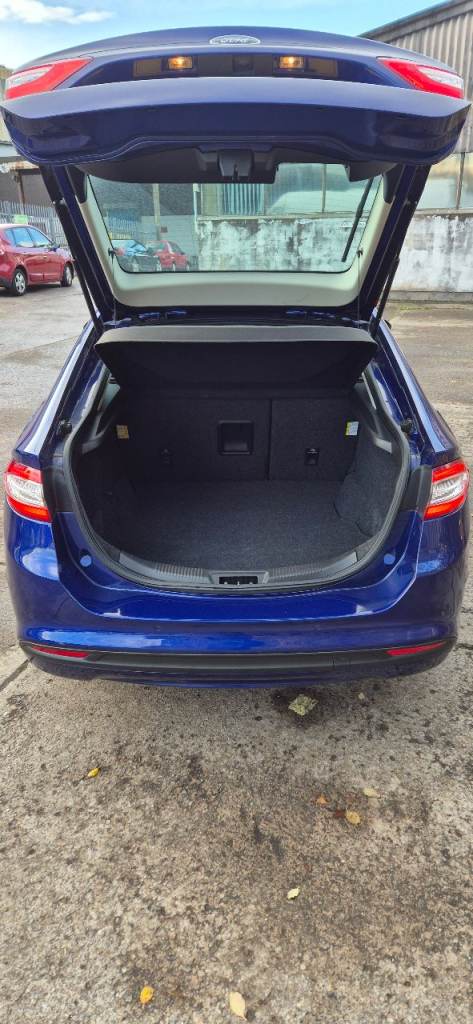 Ford Mondeo 1.0 petrol ecoboost full service history TAX £35 per year 