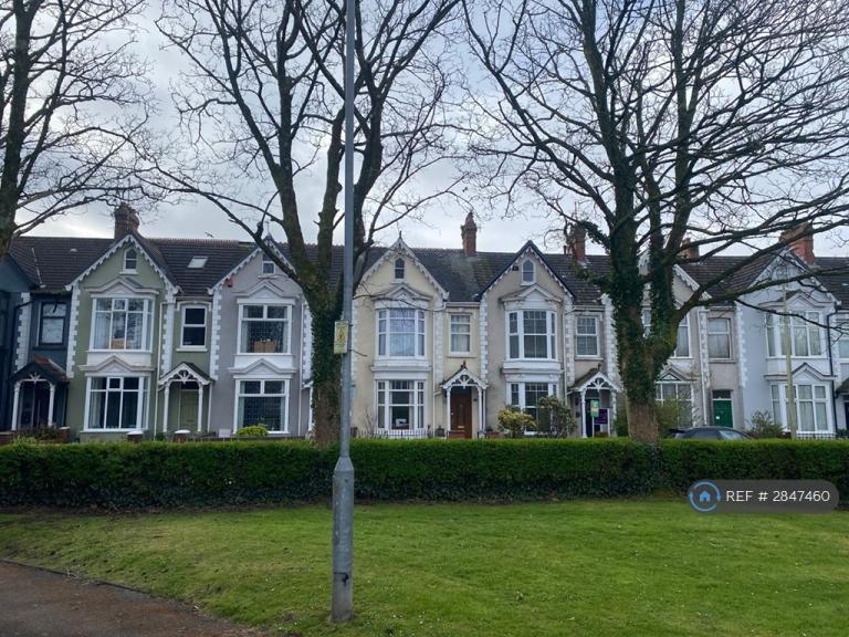 3 bedroom house in Park Crescent, Llanelli, SA15 (3 bed) (#2847460)