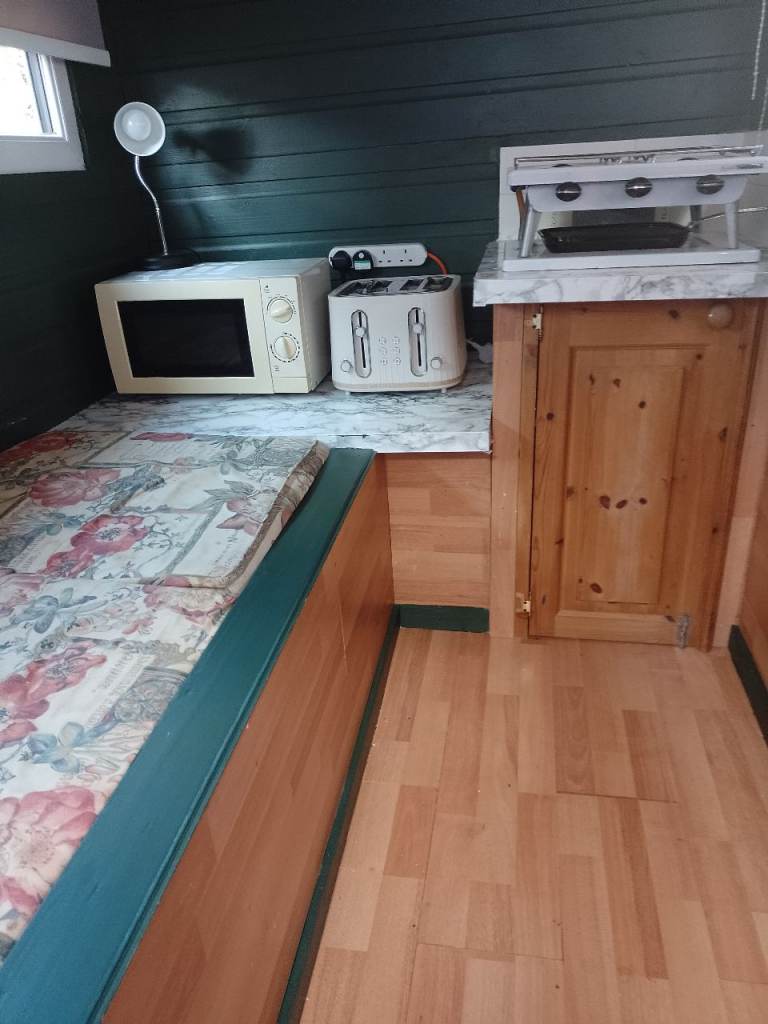 Camping trailer