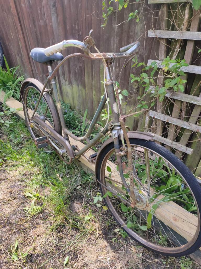 Rare Vintage BSA Bicycle 24" Sturmey Archer 3 Speed Restoration project.