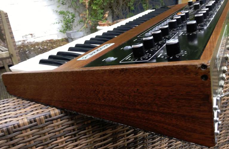 Sequential Circuits Prophet 5 rev2 + MIDI + Manual (1979)