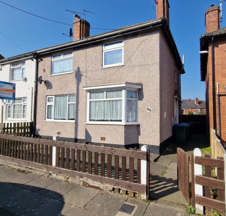 3 bedroom house in Lowther Street, Coventry, CV2