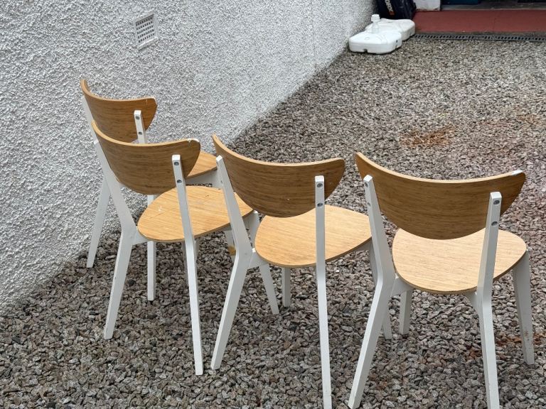 FREE kitchen chairs 