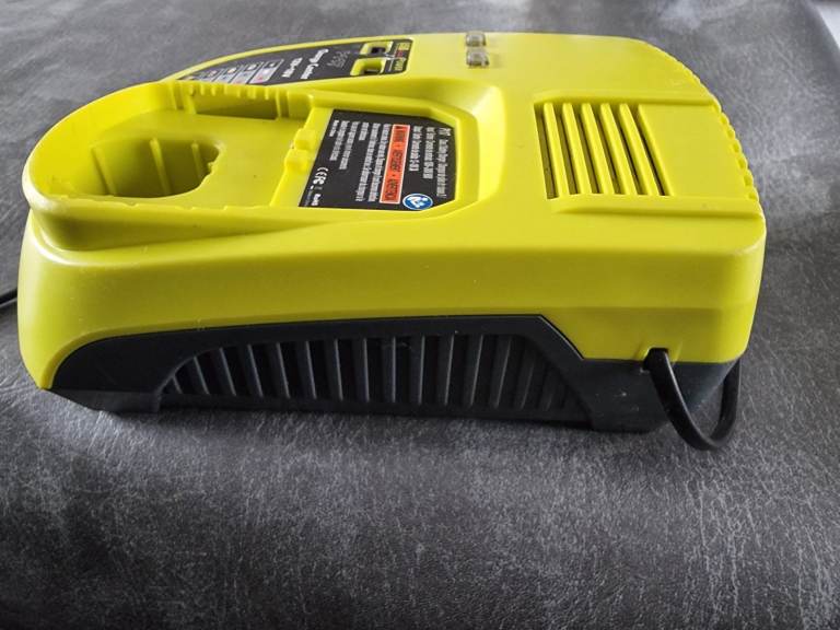 Battery Charger 