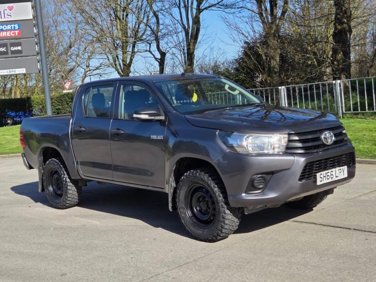 2016 Toyota Hilux 2.4 D-4D Active 4WD Euro 6 4dr PICK UP Diesel Manual