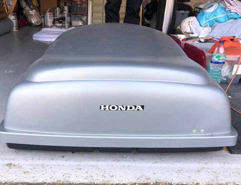 Honda CR-V Roof Box as new (genuine Honda supplied)