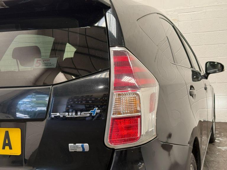 2014 Toyota Prius+ 1.8 VVT-h Icon CVT Euro 5 (s/s) 5dr MPV Petrol/Electric Hybrid Automatic