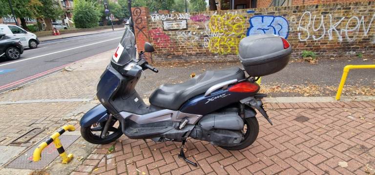 Yamaha, YP, 2008, 124 (cc)