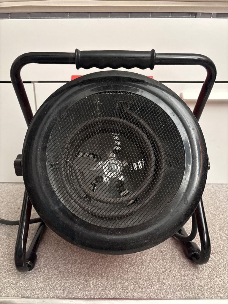 Portable Electric Fan Heater – Black, Good Condition