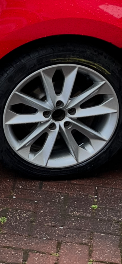 Volkswagen seat 16 inch alloy wheels and tyres 