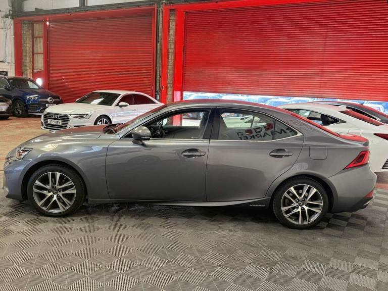 2018 Lexus IS 300h Executive Edition 4dr CVT Auto SALOON PETROL/ELECTRIC Automatic