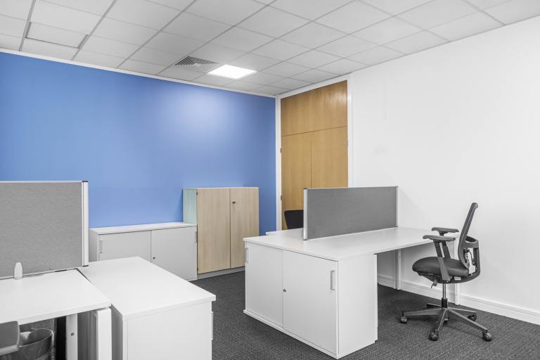 Hatfield - AL10 9NA \ Desk Rental in a Coworking Environment