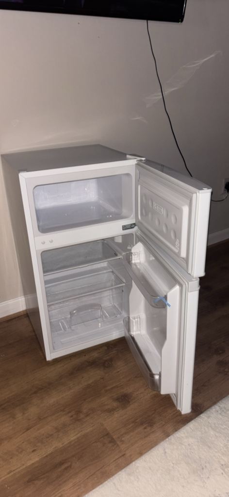 Harden small fridge and freezer 