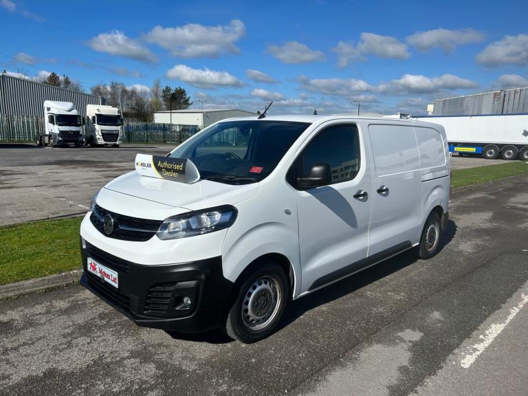 2021 Vauxhall Vivaro 2700 1.5d 100PS Dynamic H1 Van PANEL VAN Diesel Manual