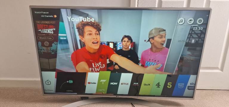 LG 49" 4k smart tv 