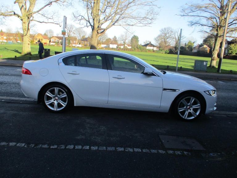 Jaguar XE PORTFOLIO D AWD