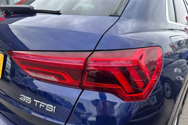 2021 Audi Q3 35 TFSI S Line 5dr S Tronic ESTATE PETROL Automatic