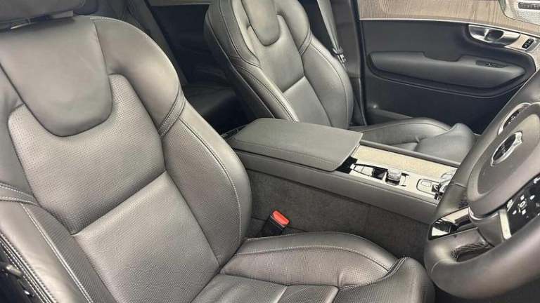 2025 Volvo XC90 Ultra T8 AWD Plug-in hybrid Electric/Petrol Dark 7 Seats Automatic SUV Hybrid Aut...