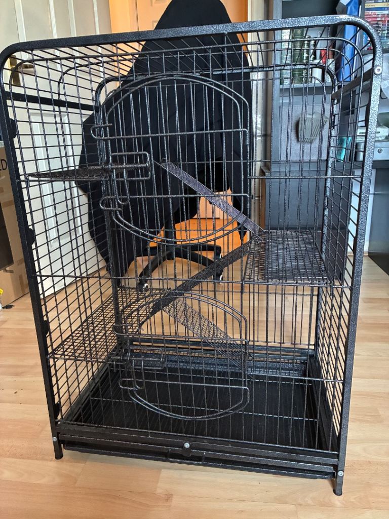 Yaheetech small animal cage 