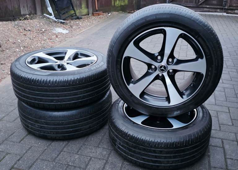 Mercedes-Benz Vito 17" alloys 5x112