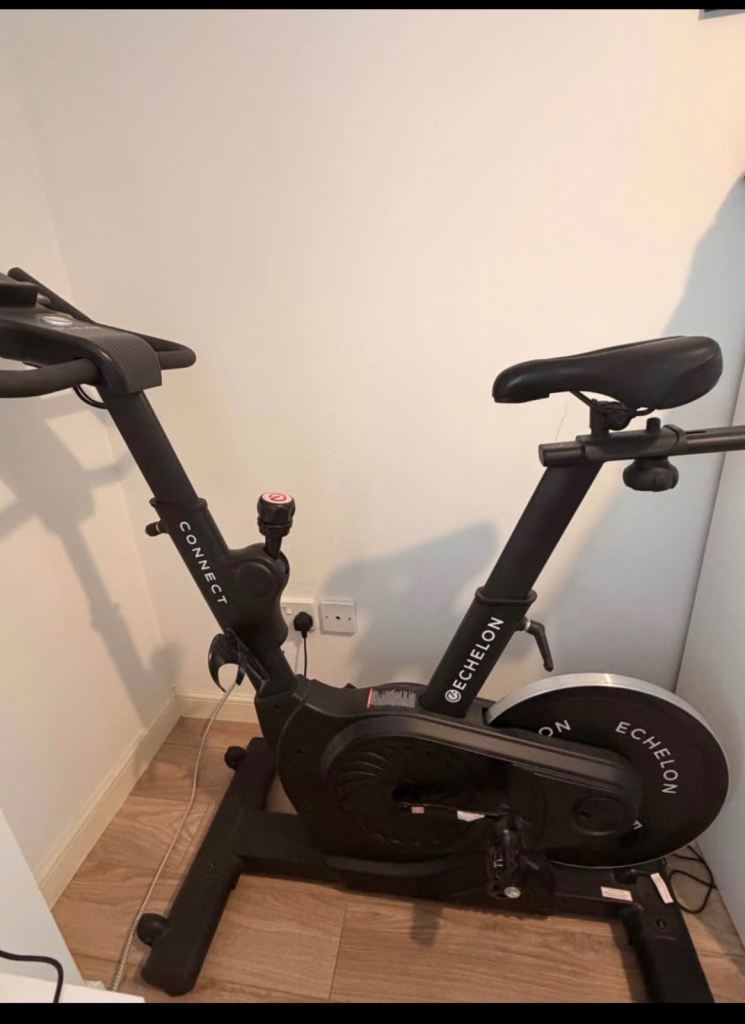 Echelon Connect Exercise Bike – Good Condition