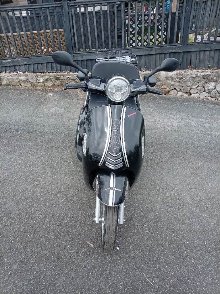 Mobility scooter