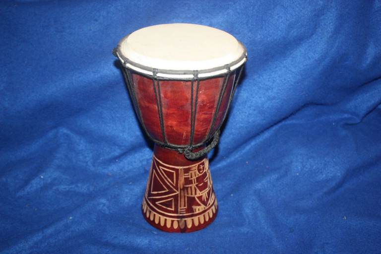 African Hand Carved Wooden Djembe Drum 6.1/2in Head x 12in High ~ Weight 989 grams ~ £25 ono
