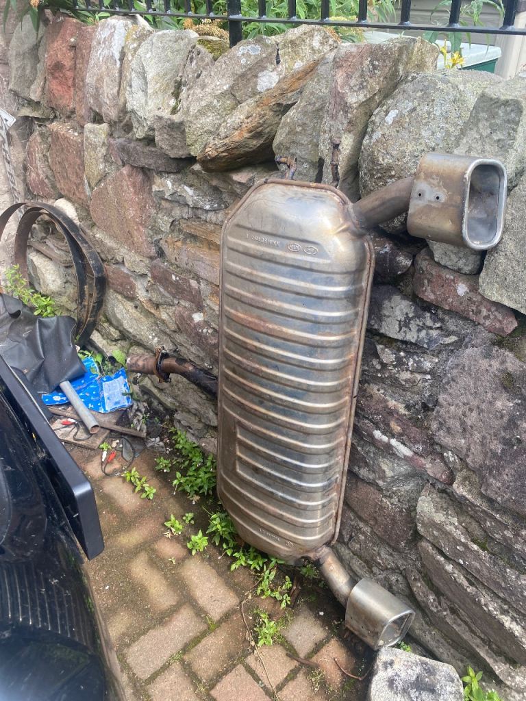 Exhaust for a Mark 2 Kia Sportage 4x4
