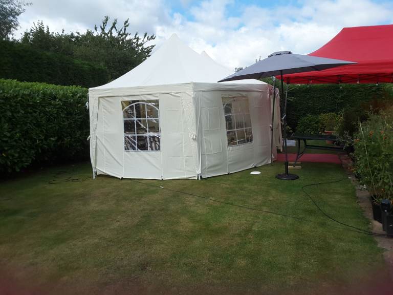 Garden Party tent