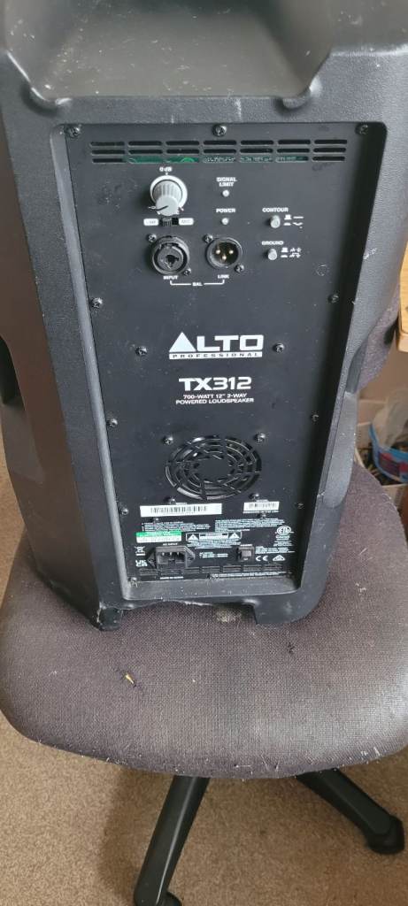 Alto active pa 12. Inch speakers 