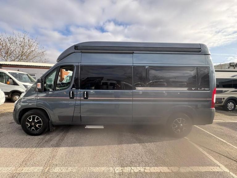 2015 AUTO-TRAIL V Line 610 