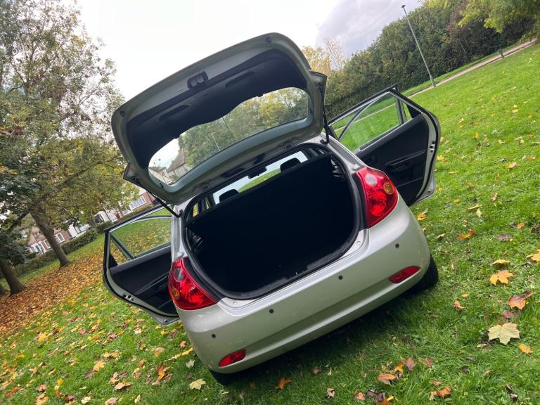 2008 Kia Ceed 1.6 SR 5dr Auto HATCHBACK Petrol Automatic