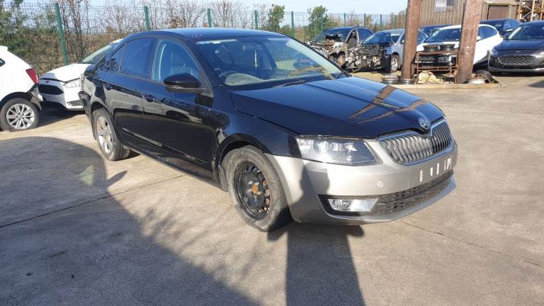 **For breaking** Skoda Octavia SE, 1.6 diesel 6 speed (2016).