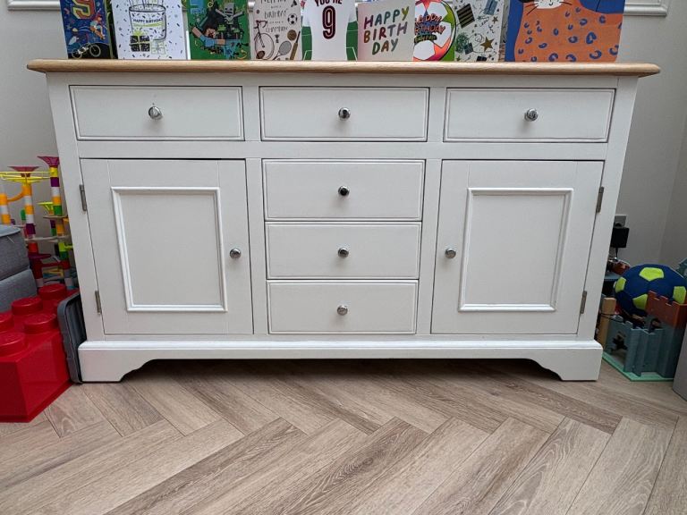 Sideboard