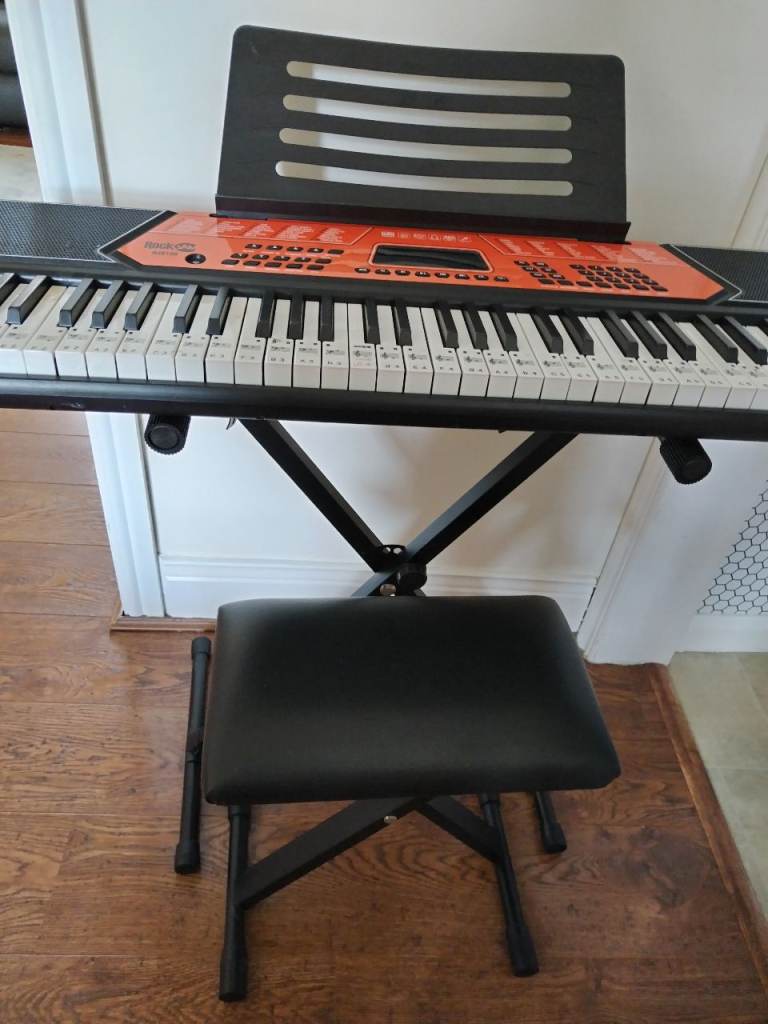 HARDLY USED RockJam RJ6150 61-Key Keyboard Piano Kit