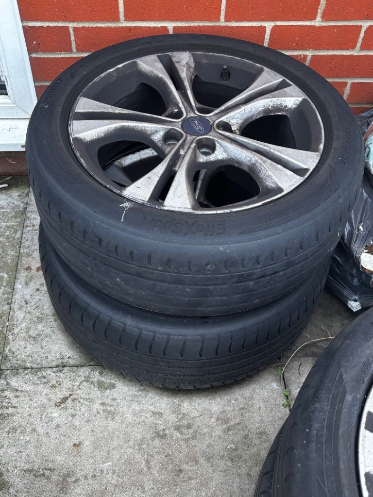 X2 Ford mondeo alloys and tyres 17inch 