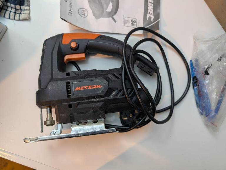 Metrek Electric Jigsaw – 240V – Good Condition