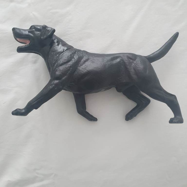 Royal Daulton labrador