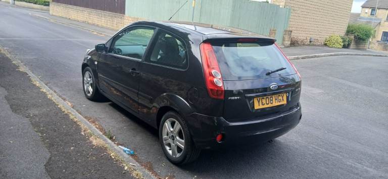 ford fiesta 1.2 petrol manual with long mot till may 2027 
