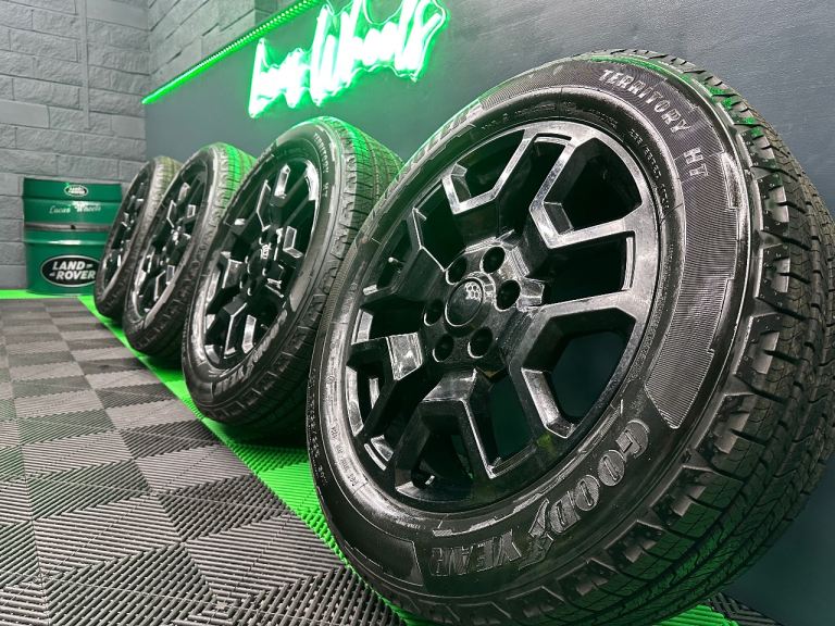 Volkswagen Amarok / Ford Ranger 20" Gloss Black Alloy Wheels with 10mm+ Goodyear Territory HT’s!