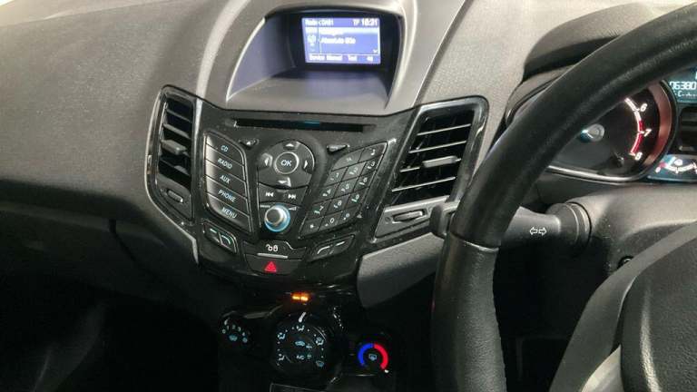  Ford Fiesta 1.0T EcoBoost Zetec Euro 6 (s/s) 5dr Petrol Manual