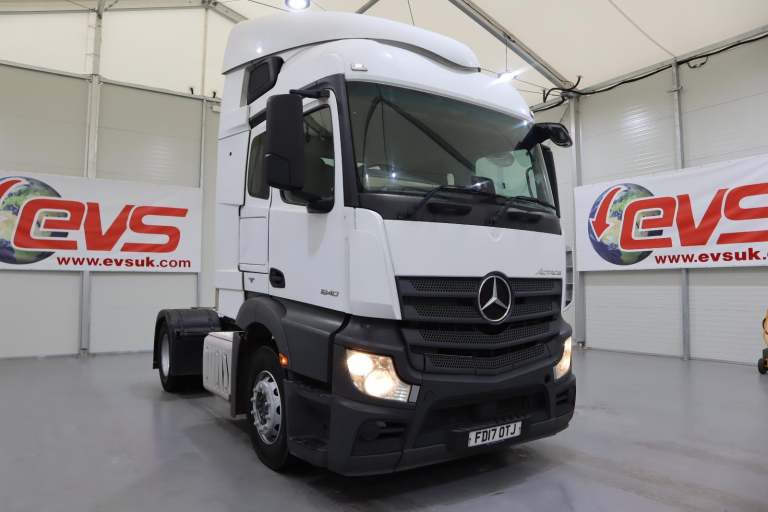 2017 (17 PLATE) Mercedes Benz ACTROS 1840 4x2 Euro 6 Tractor Units