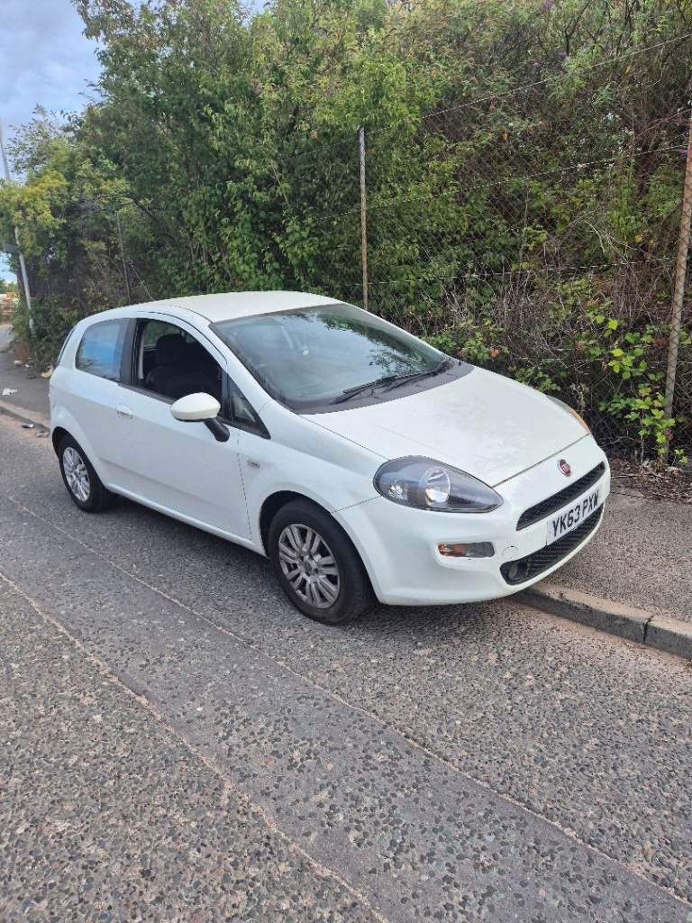 Fiat, PUNTO, Hatchback, 2013, Manual, 1242 (cc), 3 doors