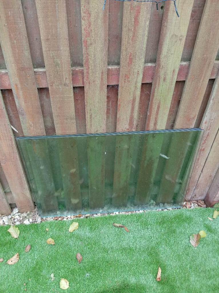 Toughened glass 10mm thick