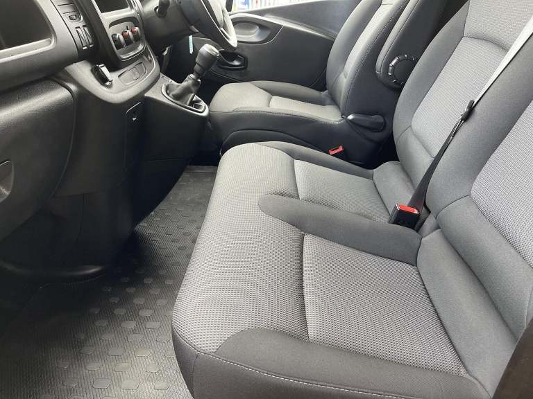 2021 Renault Trafic SL28 ENERGY dCi 120 Business Van PANEL VAN DIESEL Manual