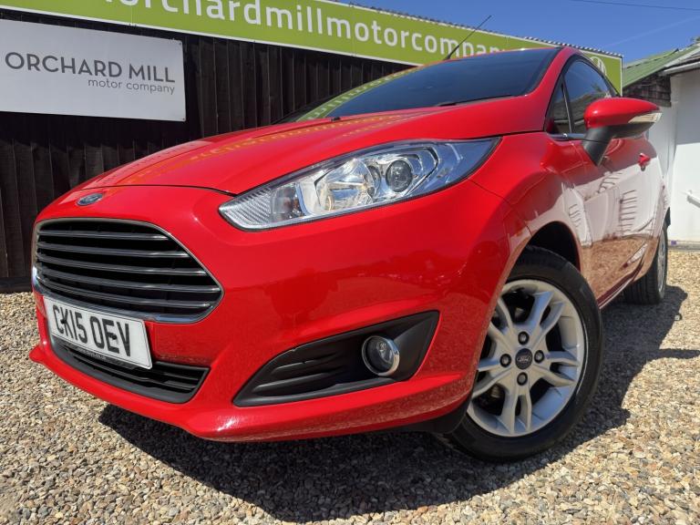 FORD FIESTA 1.3 Zetec 2015