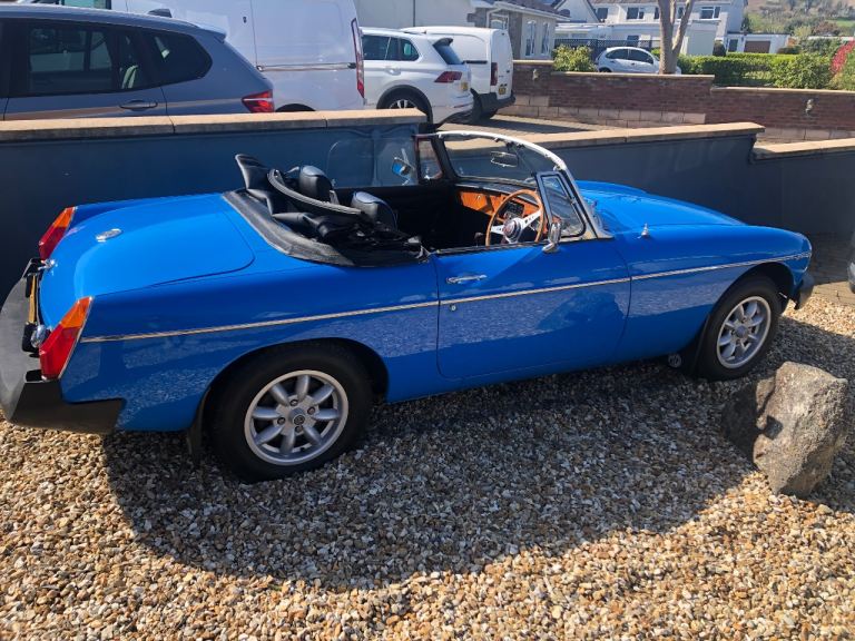 FOR SALE MGB ROADSTER EX CONDITION