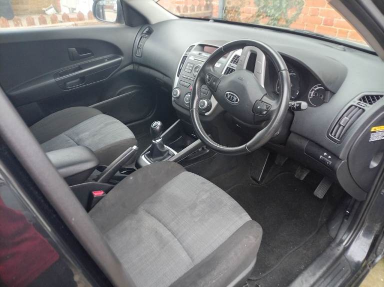 Kia, CEED, Hatchback, 2009, Manual, 1591 (cc), 5 doors